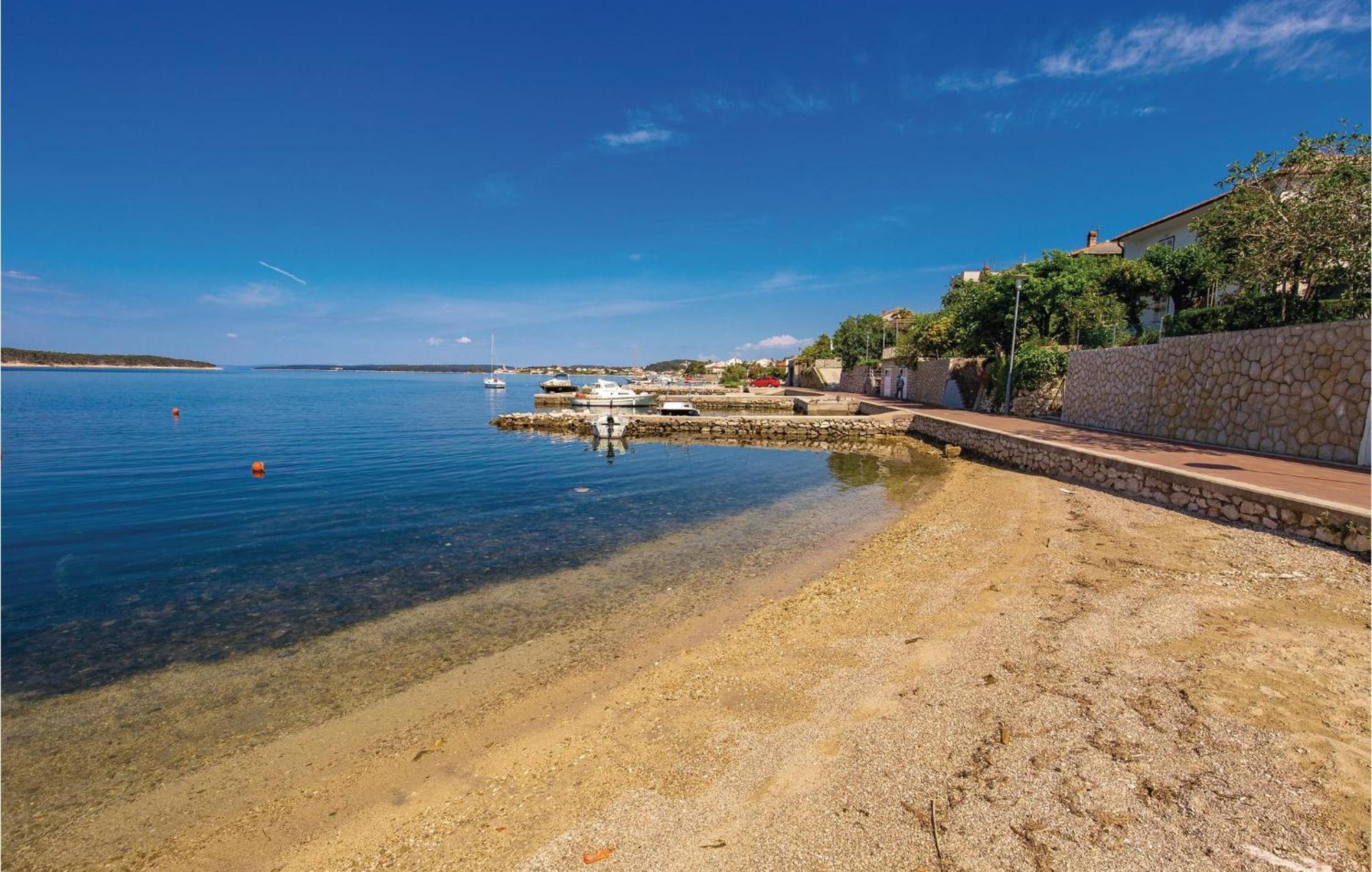 Apartament Stunning In Barbat-rab With Wifi *