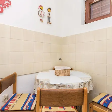 Stunning Apartment In Barbat-Rab With Wifi Barbat na Rabu Exterior photo